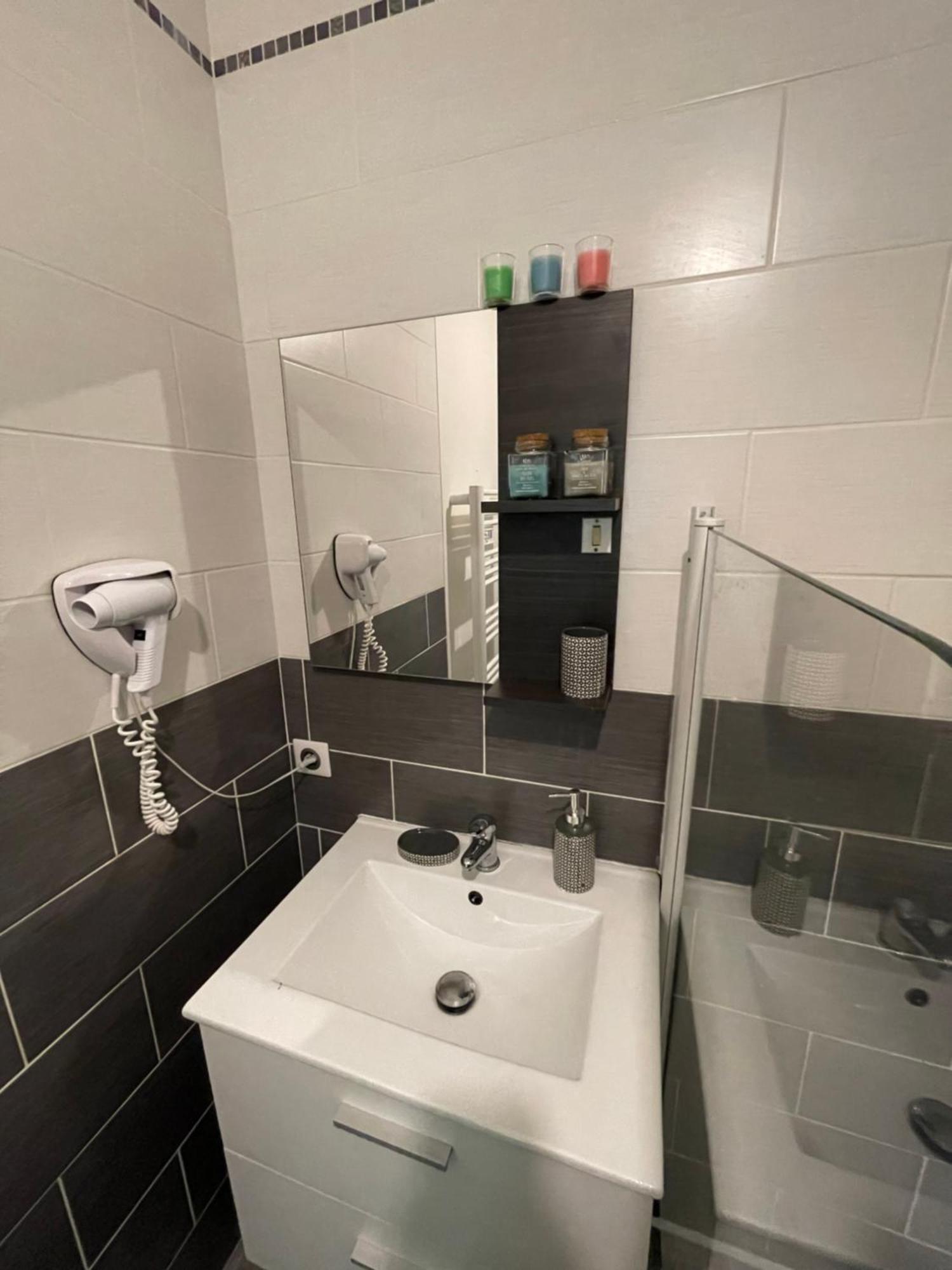 Appartement Macon Proche Gare Et Centre-Ville Exteriör bild